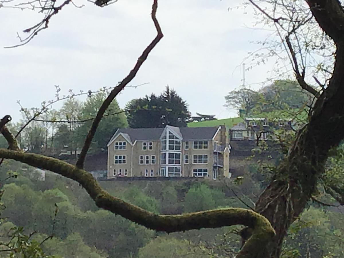 Rowan House Bed Breakfast Main House & Self Contained Self Catering Apartment Cymmer ภายนอก รูปภาพ