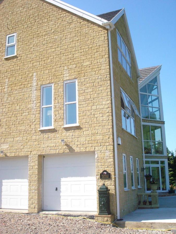 Rowan House Bed Breakfast Main House & Self Contained Self Catering Apartment Cymmer ภายนอก รูปภาพ
